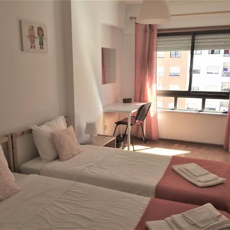 Apartamento Familiar Lisboa Taguspark São Marcos Exteriér fotografie